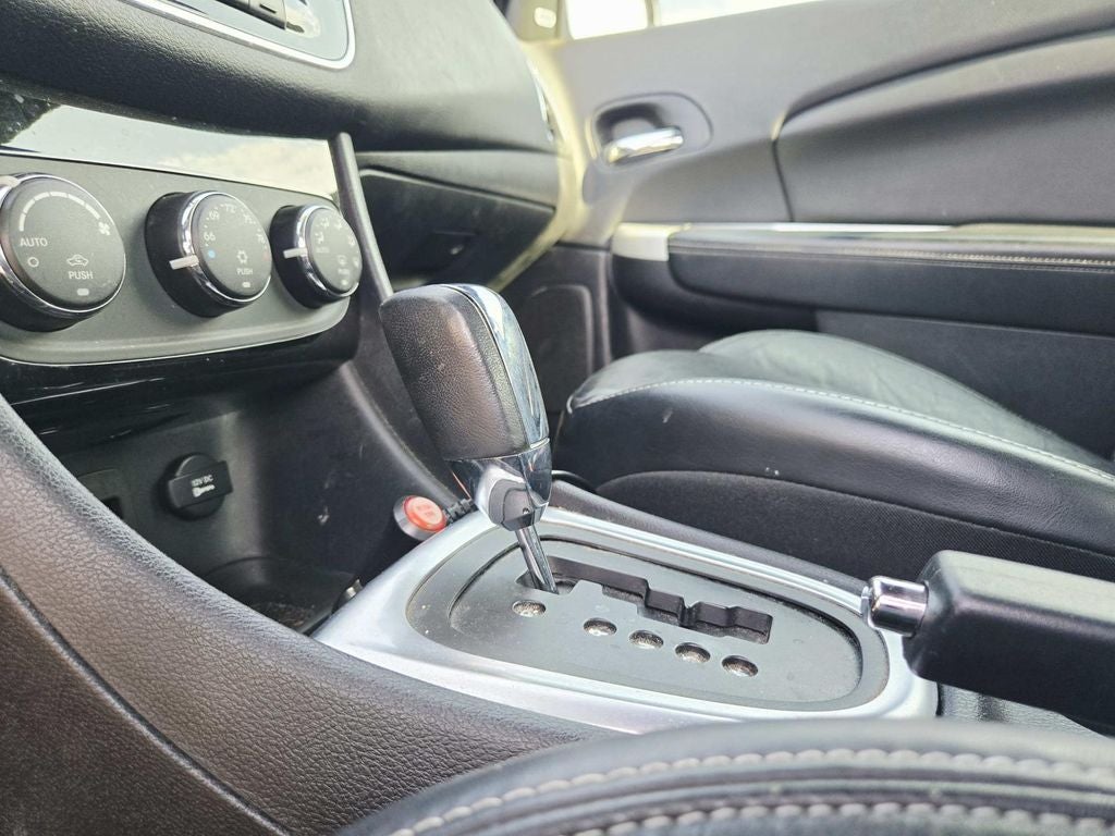 2011 Chrysler 200 Limited