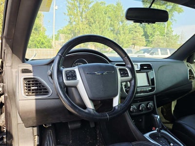 2011 Chrysler 200 Limited