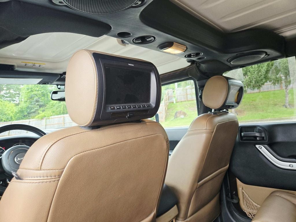 2013 Jeep Wrangler Unlimited Sahara