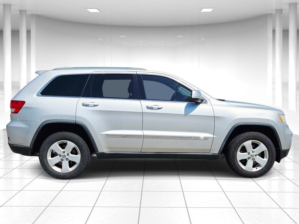 Used 2013 Jeep Grand Cherokee Laredo X with VIN 1C4RJFAG3DC638329 for sale in Ellisville, MO
