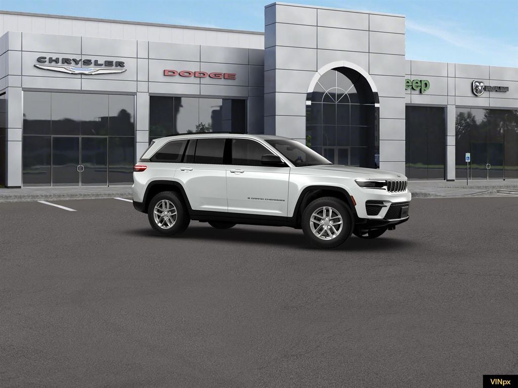 2026 Jeep Grand Cherokee Laredo
