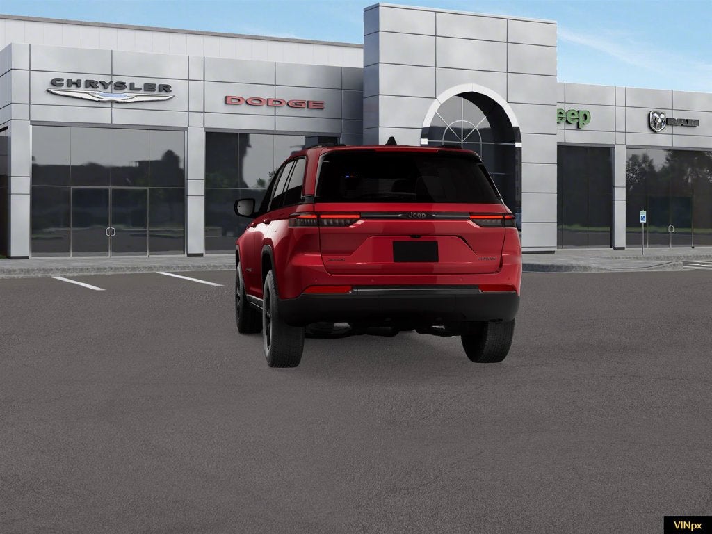 2027 Jeep Grand Cherokee Laredo X