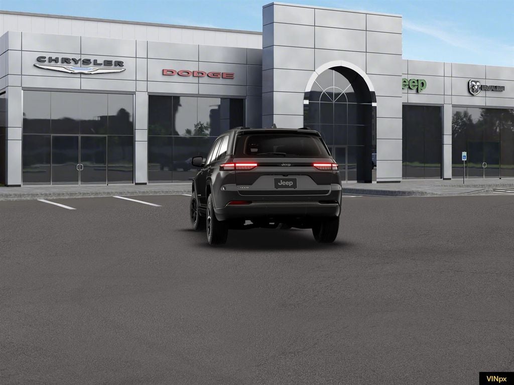 2026 Jeep Grand Cherokee Laredo