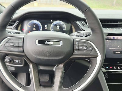 2027 Jeep Grand Cherokee Limited Reserve