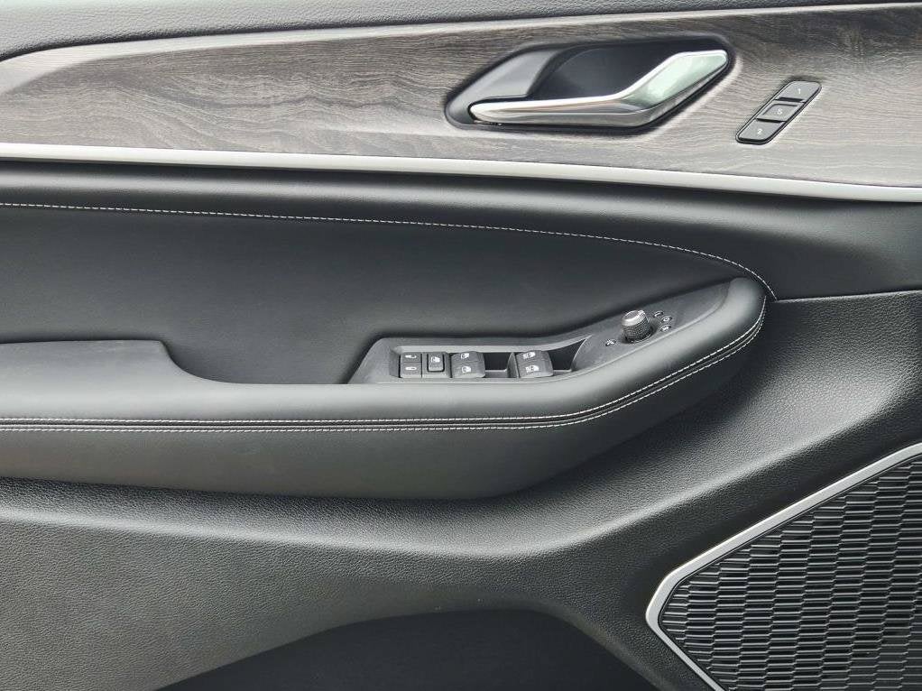 2027 Jeep Grand Cherokee Limited Reserve