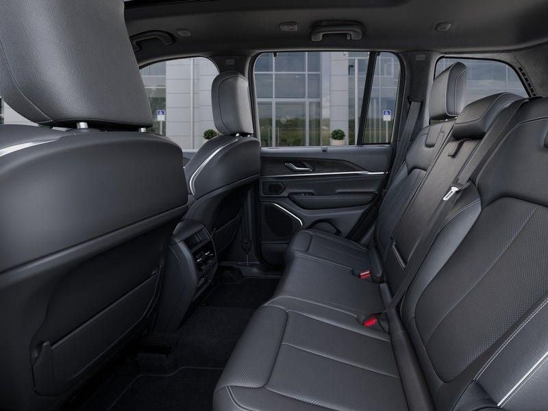 2025 Jeep Grand Cherokee Overland