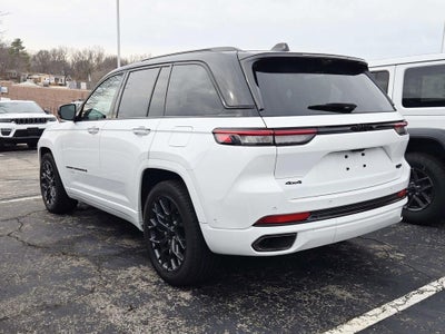 2025 Jeep Grand Cherokee Summit