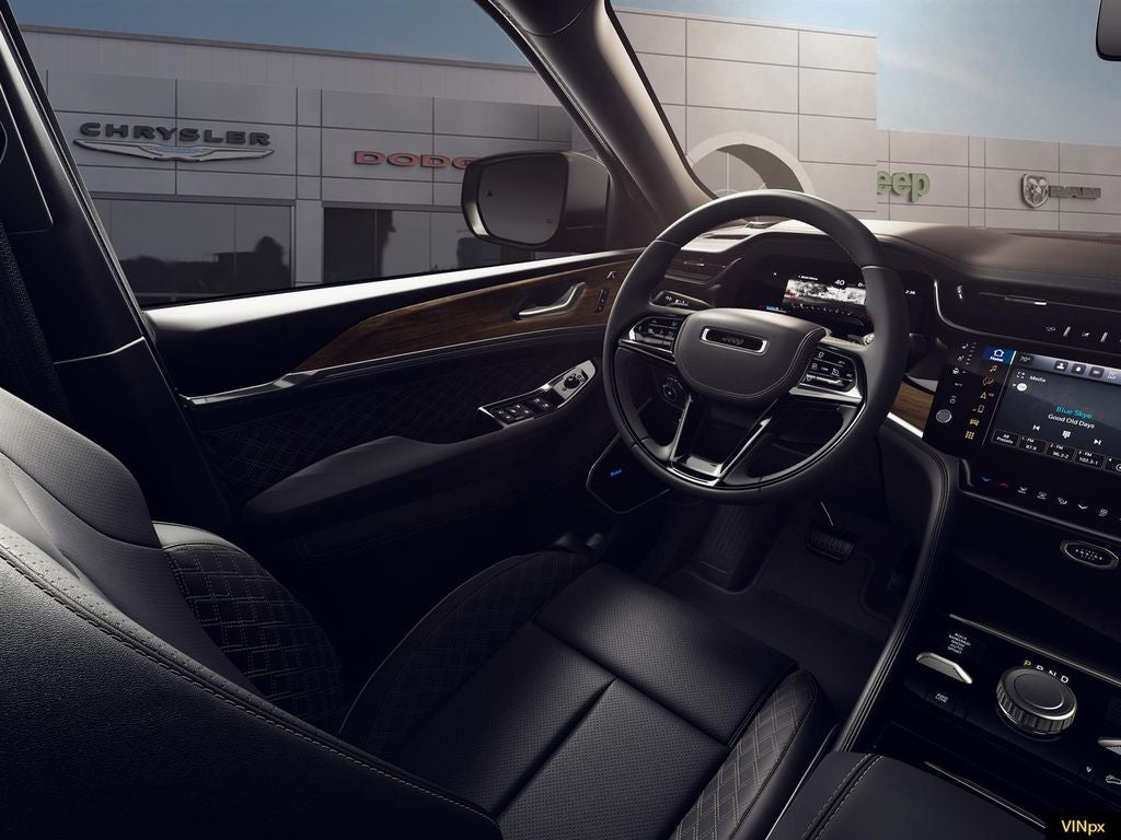 2026 Jeep Grand Cherokee Summit
