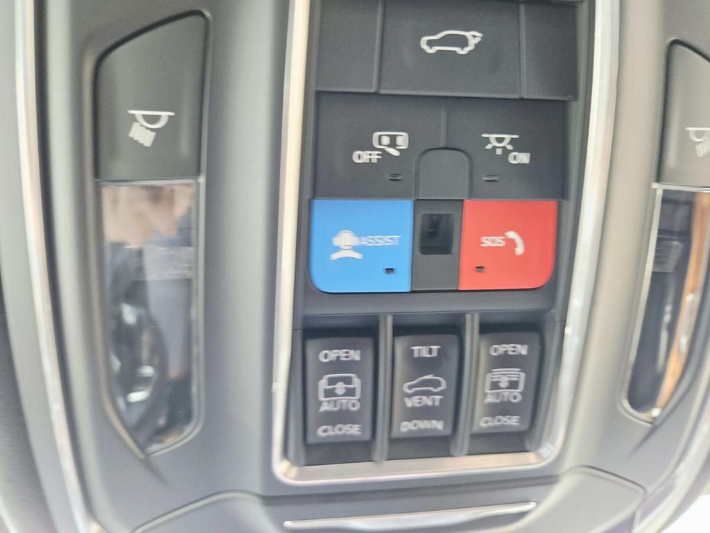 2026 Jeep Grand Cherokee Summit