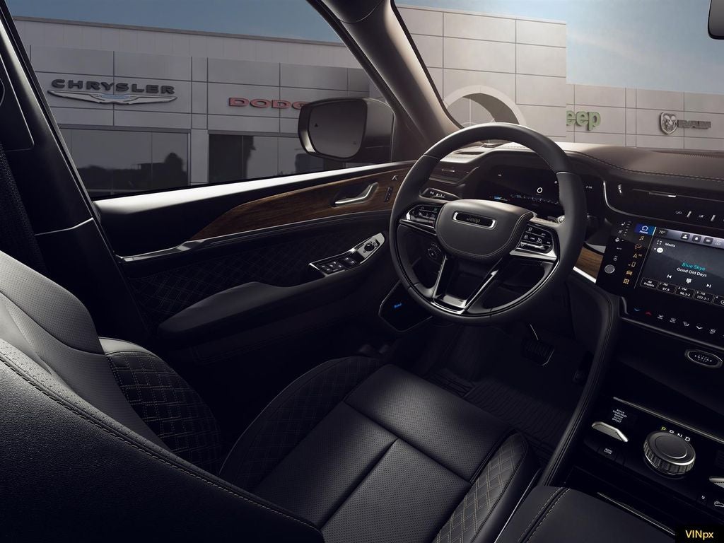 2026 Jeep Grand Cherokee Summit