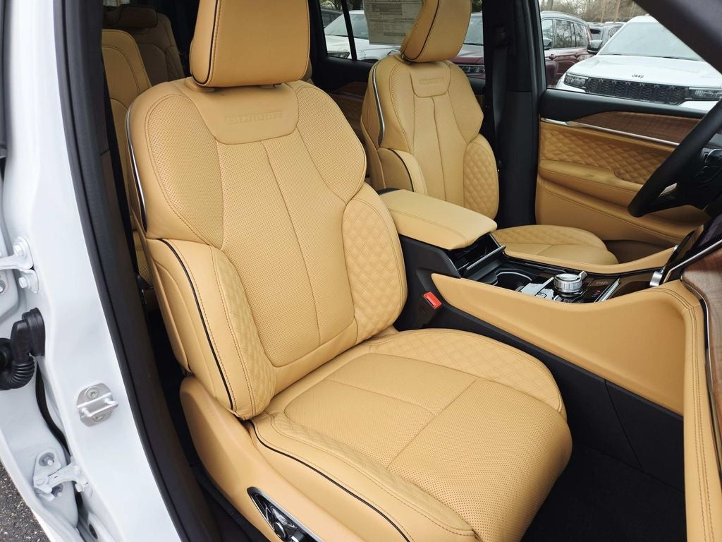 2025 Jeep Grand Cherokee L Summit