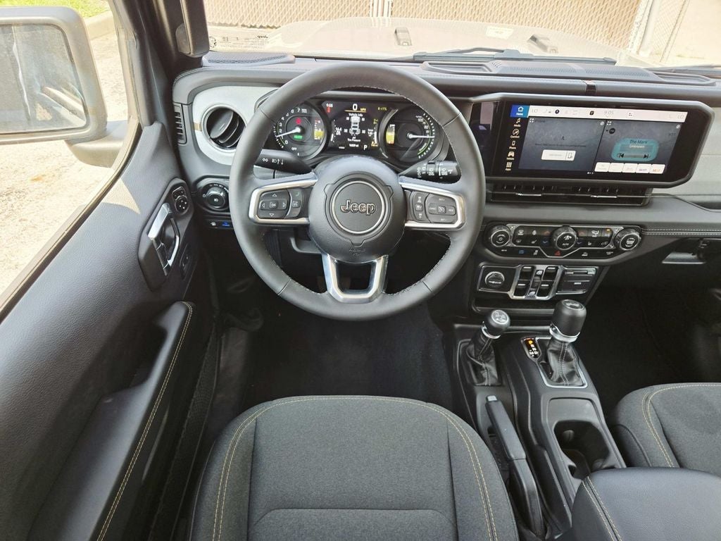 2025 Jeep Wrangler Sahara 4xe