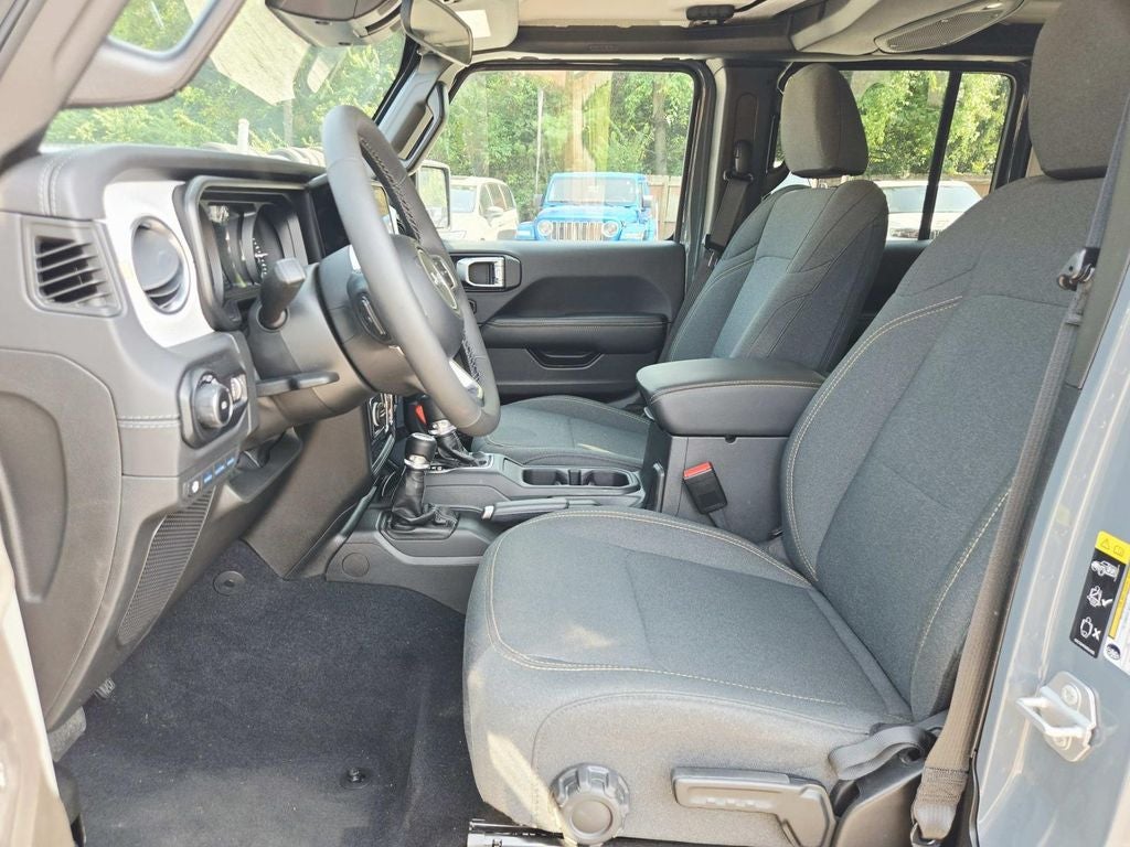 2025 Jeep Wrangler Sahara 4xe
