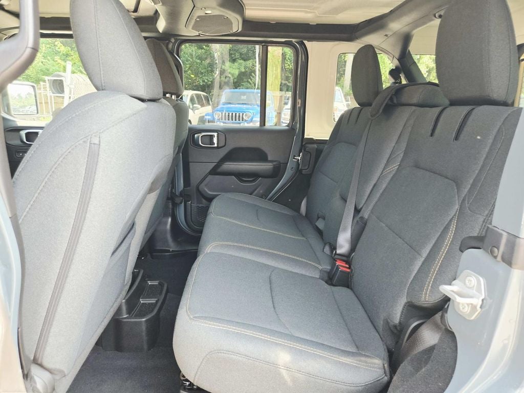 2025 Jeep Wrangler Sahara 4xe