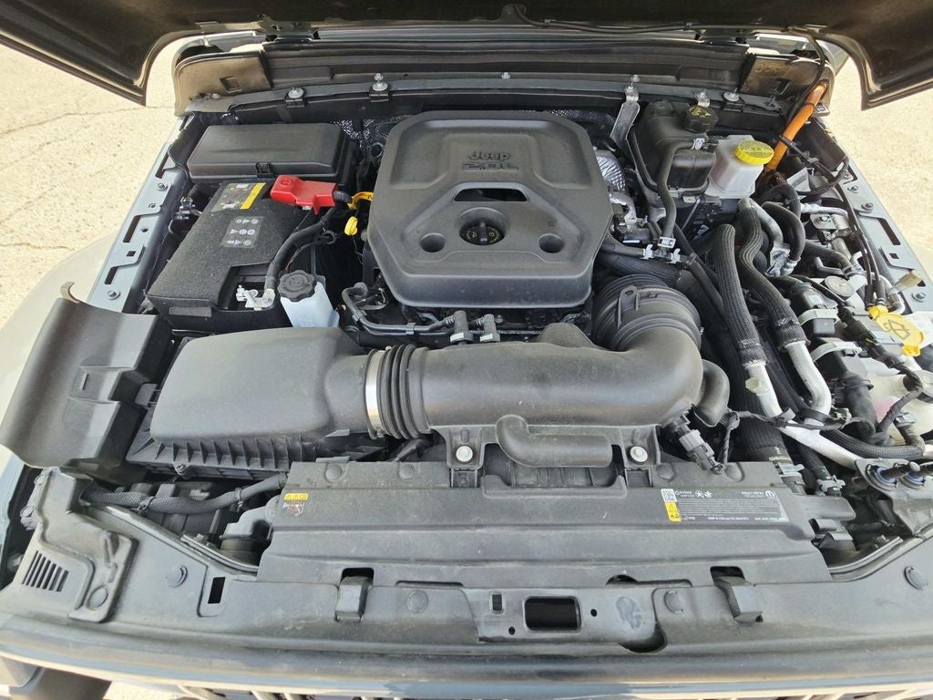 2025 Jeep Wrangler Sahara 4xe