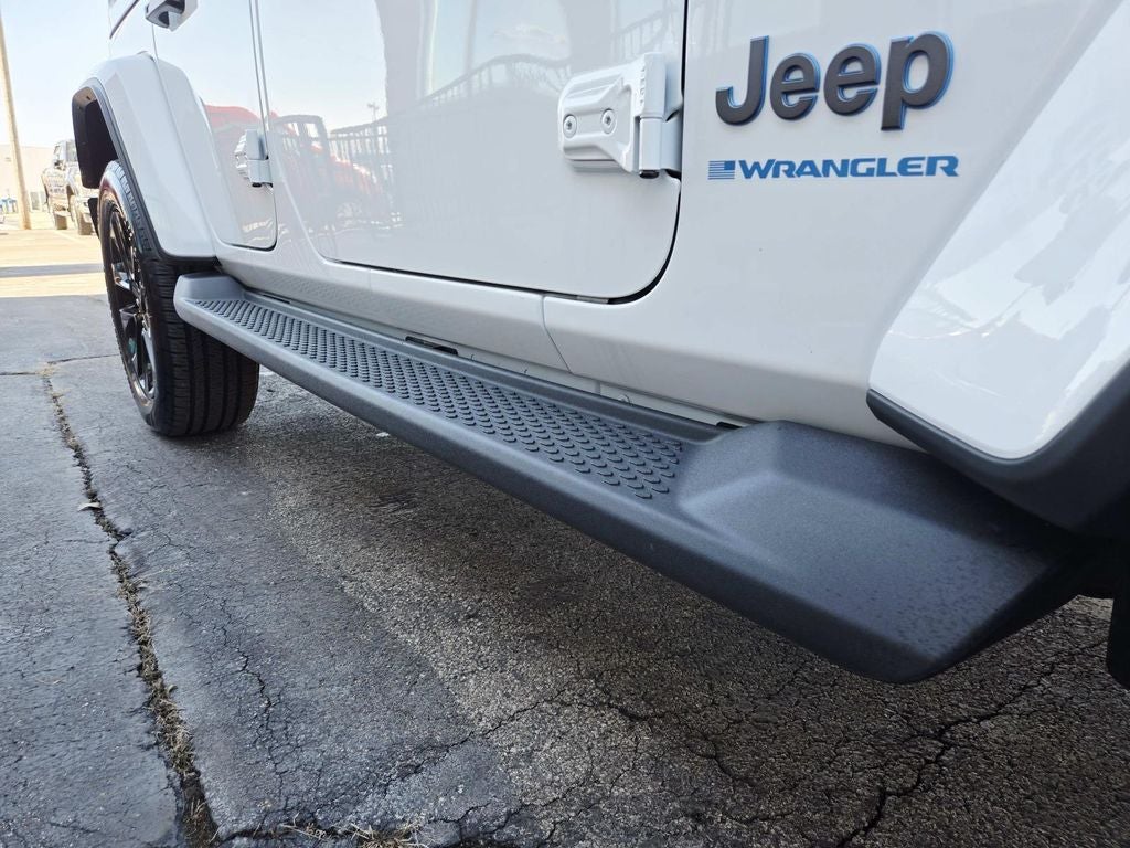 2025 Jeep Wrangler Sahara 4xe