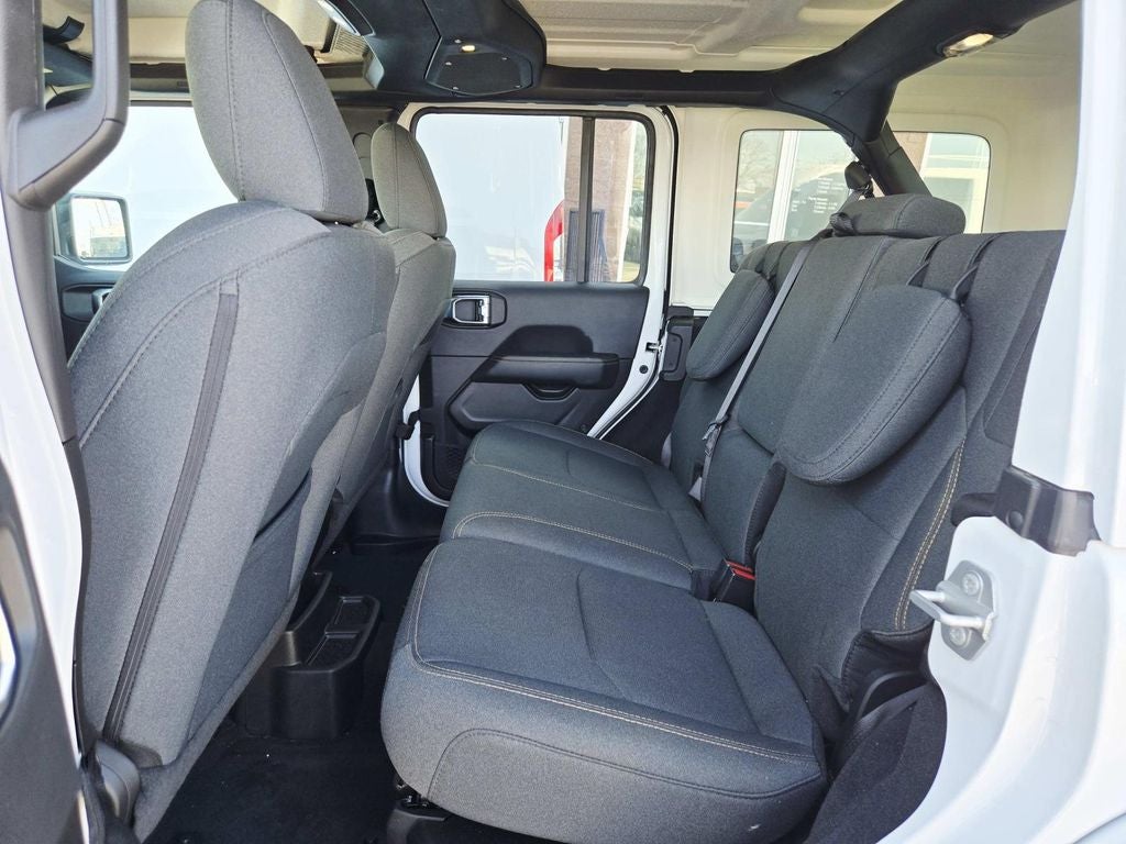 2025 Jeep Wrangler Sahara 4xe