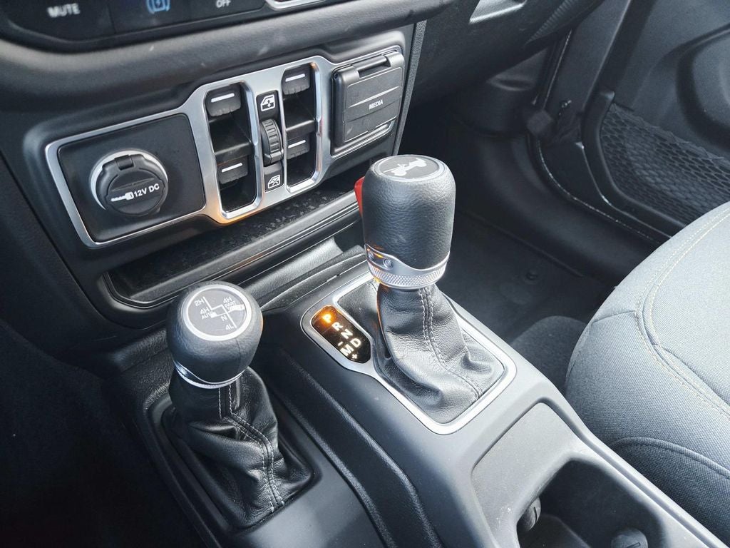 2025 Jeep Wrangler Sahara 4xe