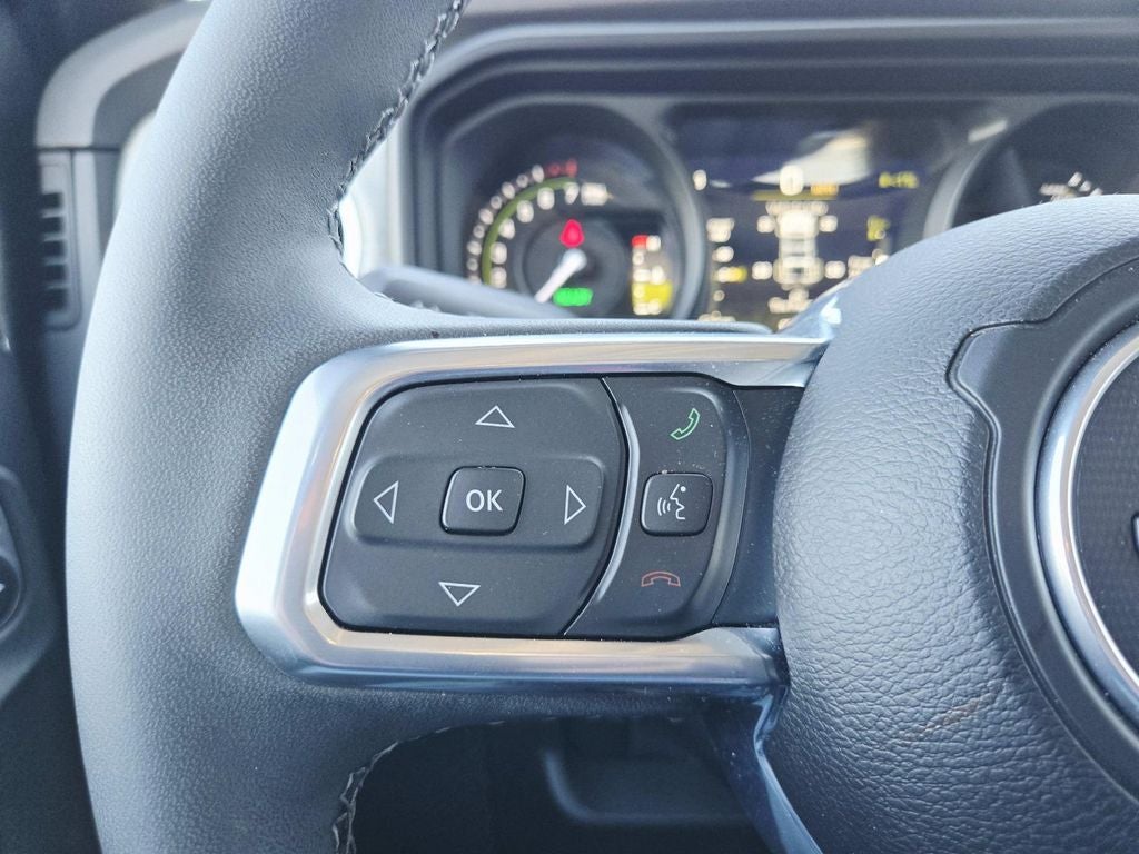 2025 Jeep Wrangler Sahara 4xe