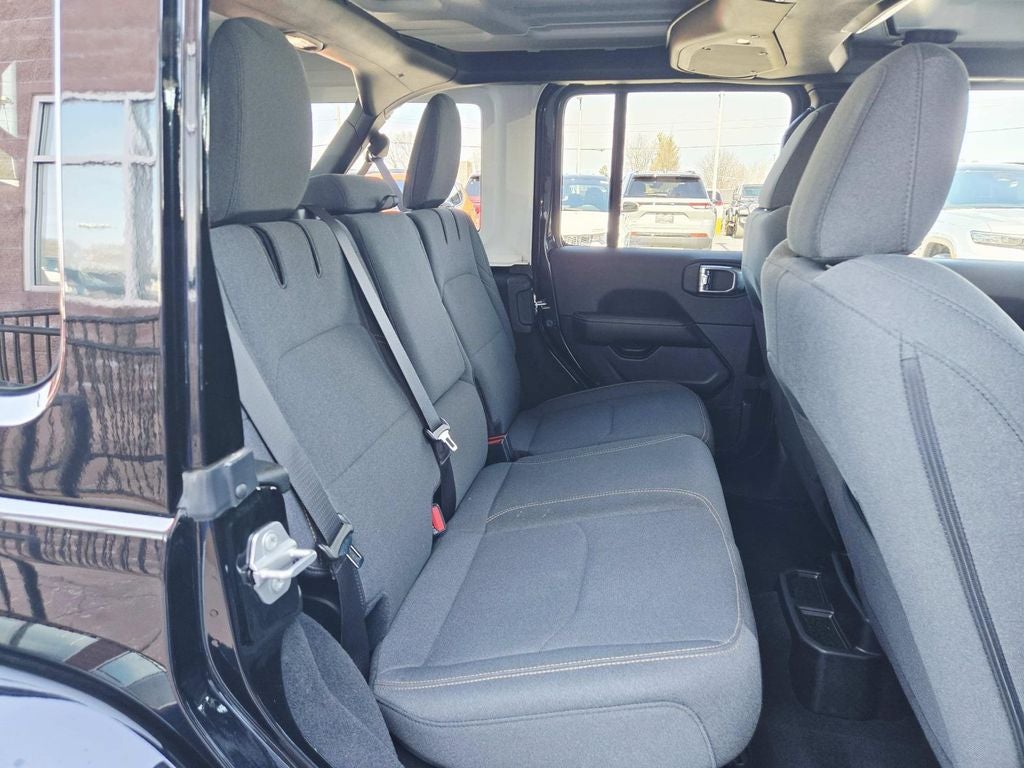 2025 Jeep Wrangler Sahara 4xe