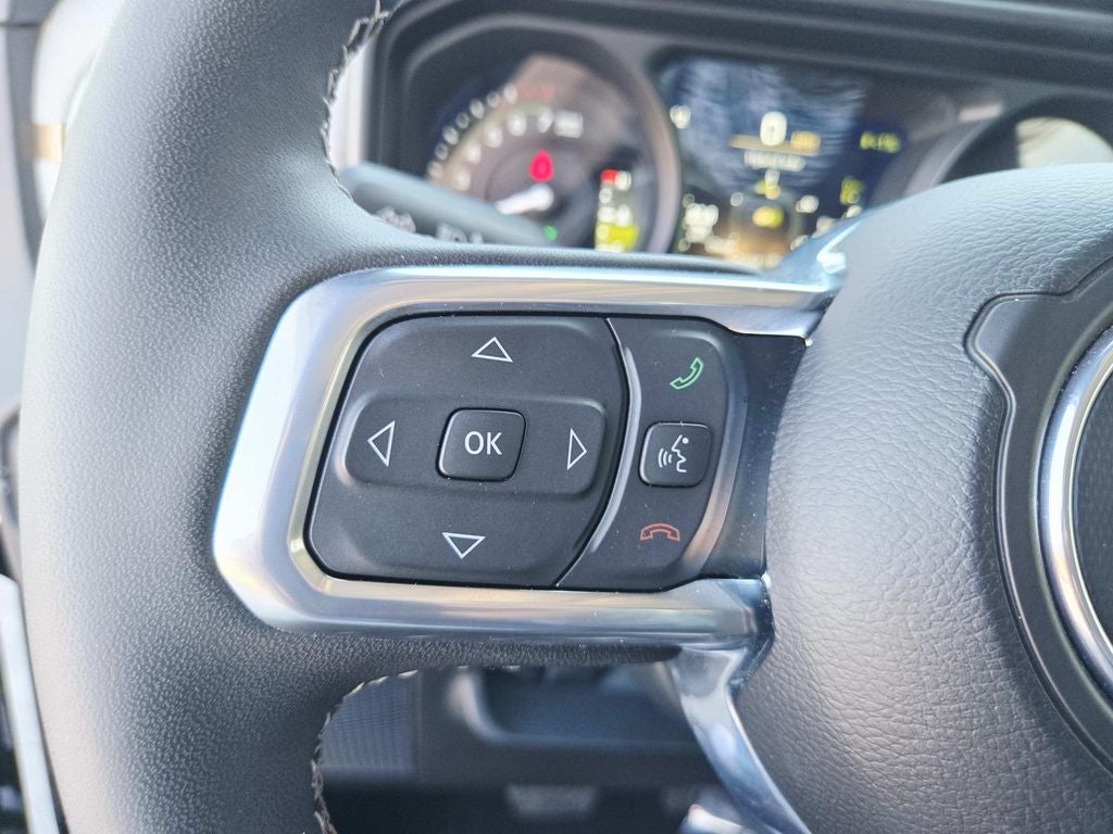 2025 Jeep Wrangler Sahara 4xe