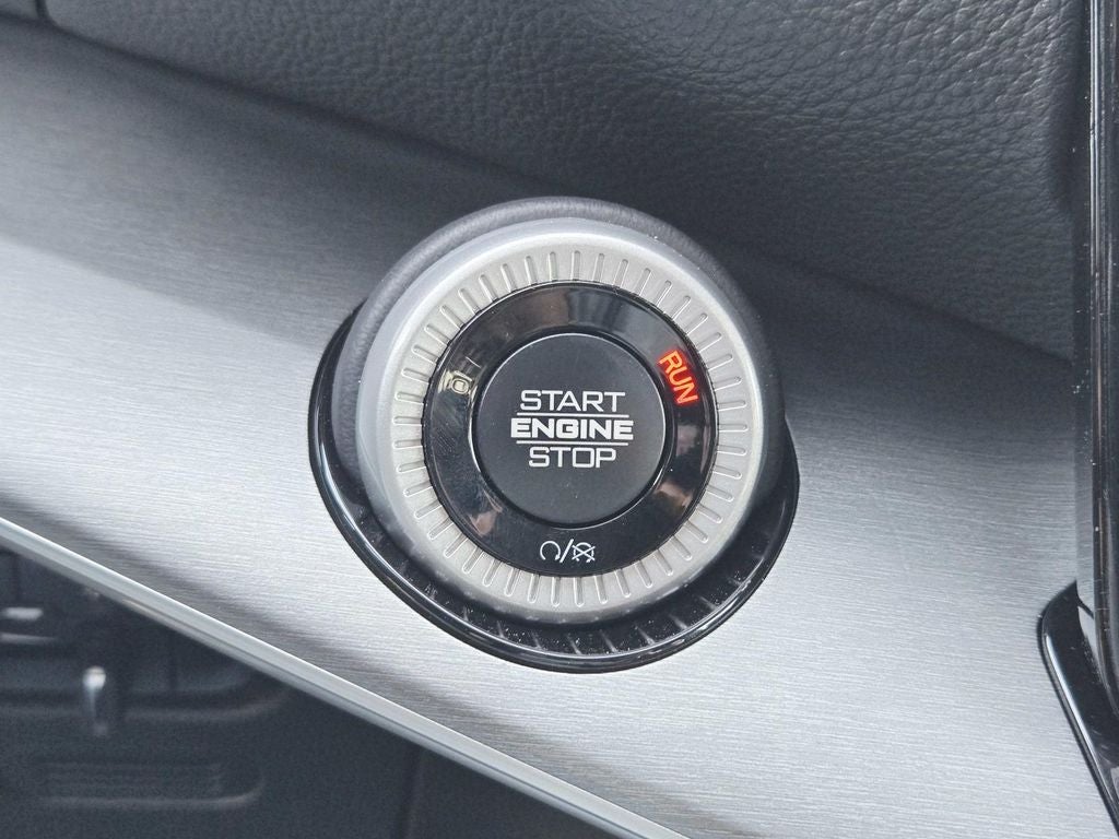 2026 Jeep Grand Wagoneer Upland