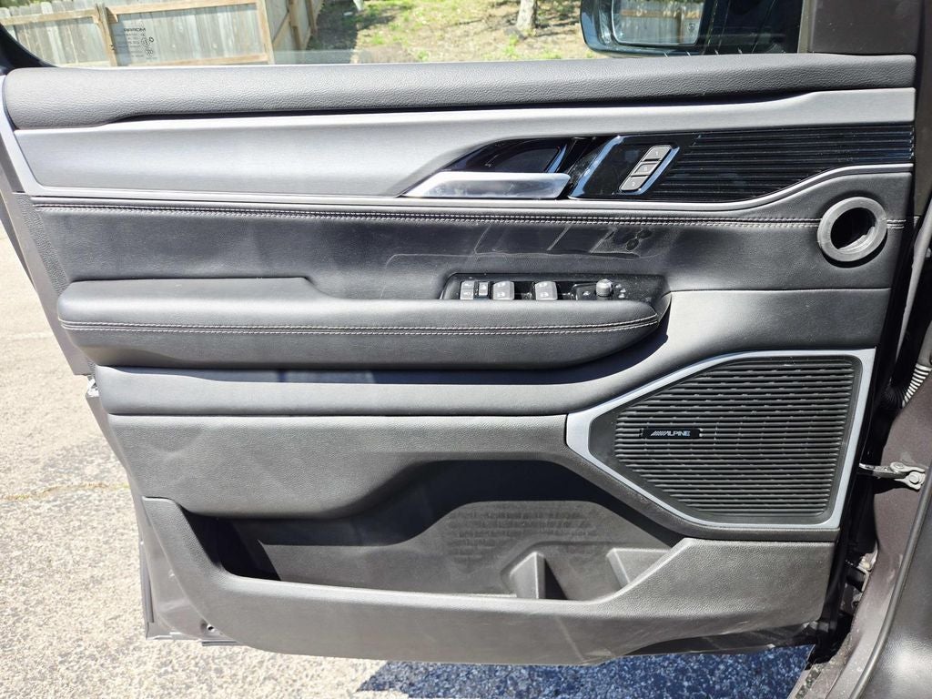 2026 Jeep Grand Wagoneer Upland