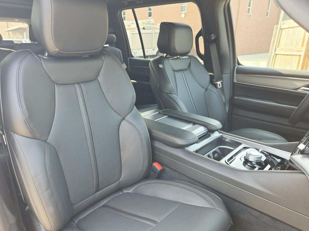 2026 Jeep Grand Wagoneer 85th Anniversary Edition