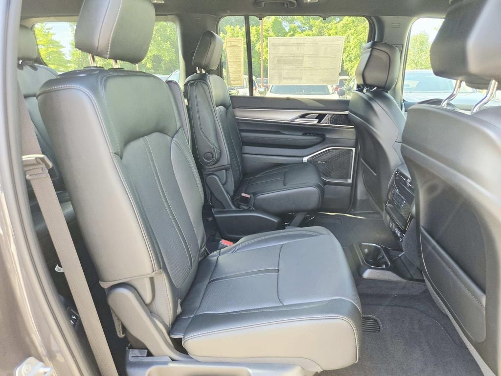 2026 Jeep Grand Wagoneer Limited Altitude