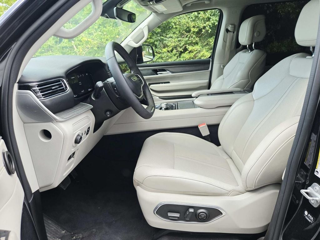 2023 Jeep Wagoneer Series III