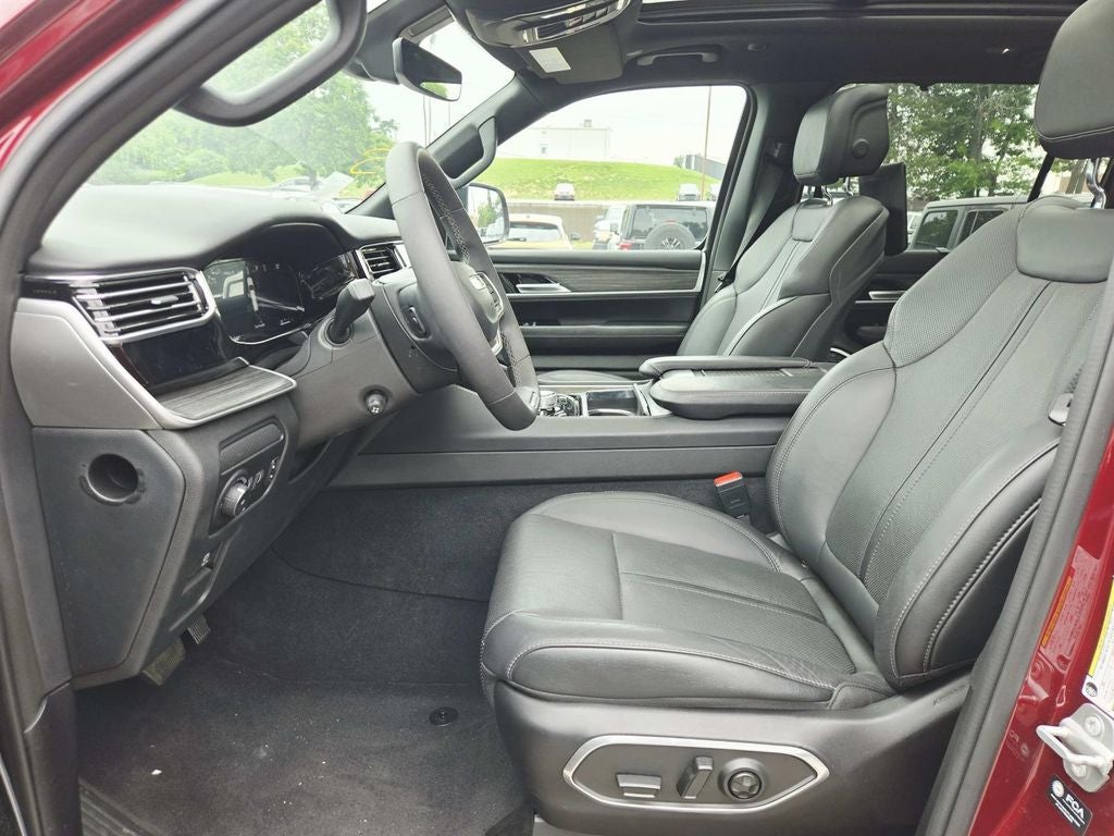 2023 Jeep Wagoneer Series III