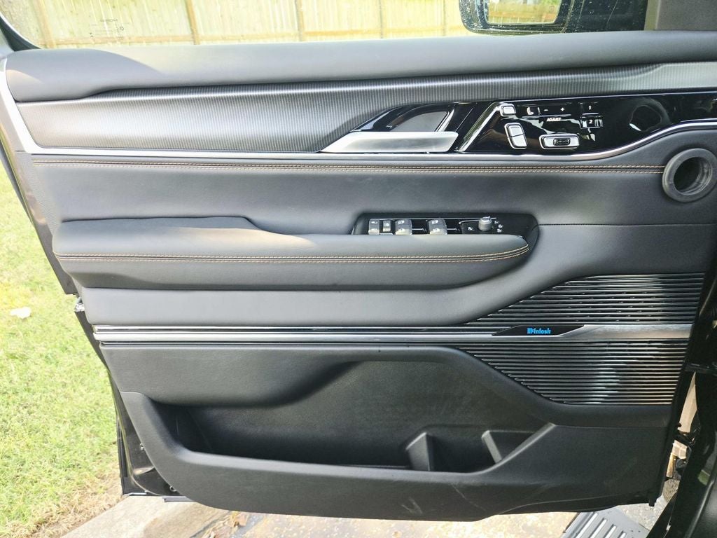2026 Jeep Grand Wagoneer Summit Reserve