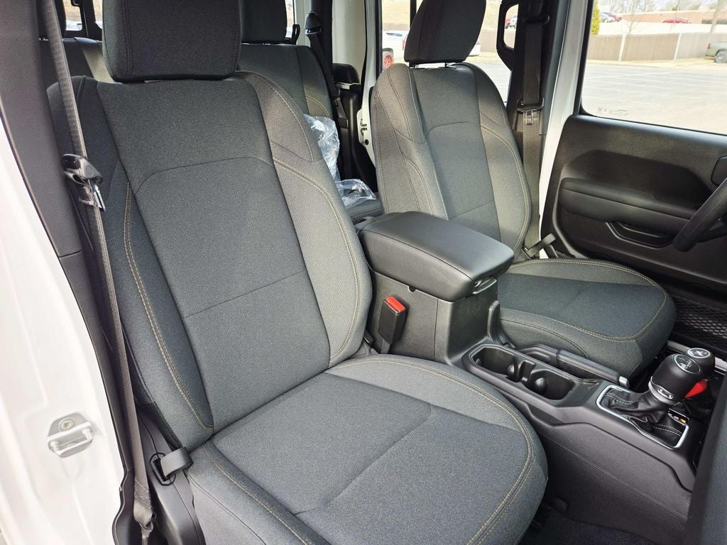 2026 Jeep Gladiator Sport