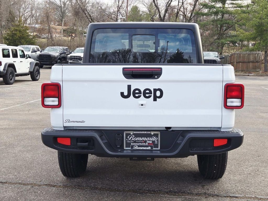 2026 Jeep Gladiator Sport