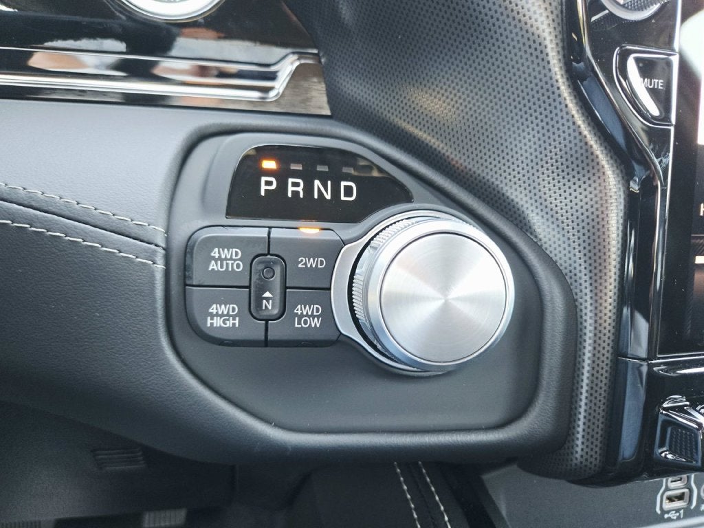 2027 RAM 1500 Limited