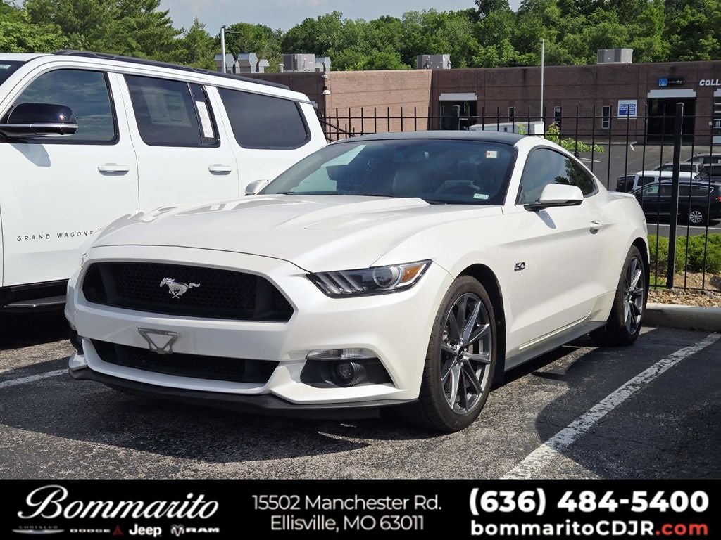 2017 Ford Mustang GT Coupe Premium's photo