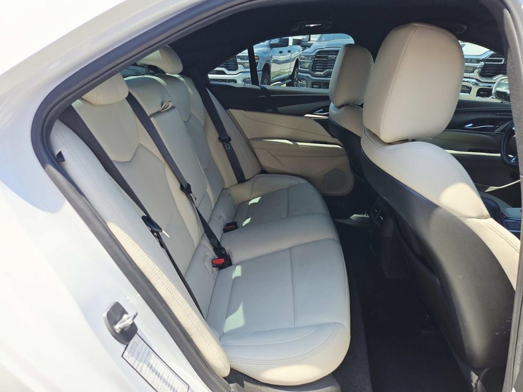 2023 Cadillac CT4 Premium Luxury
