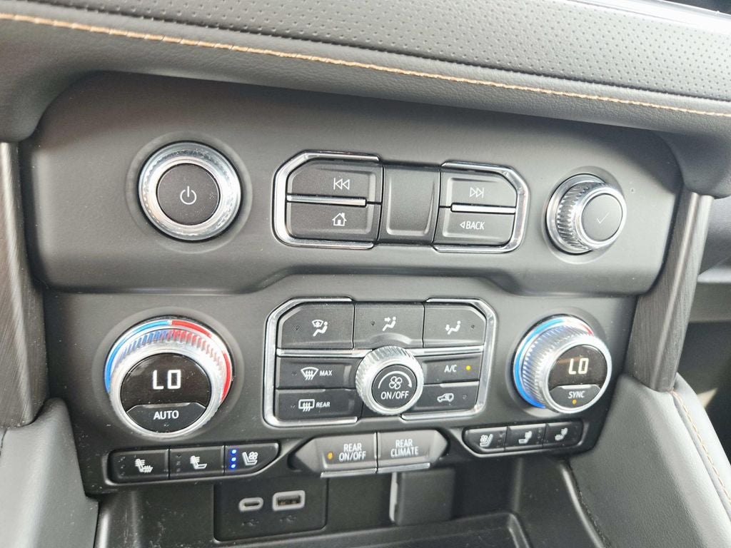 2024 GMC Yukon AT4