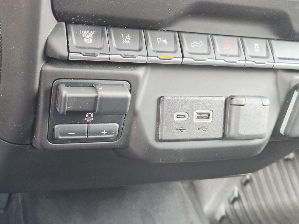 2024 GMC Sierra 2500HD Pro
