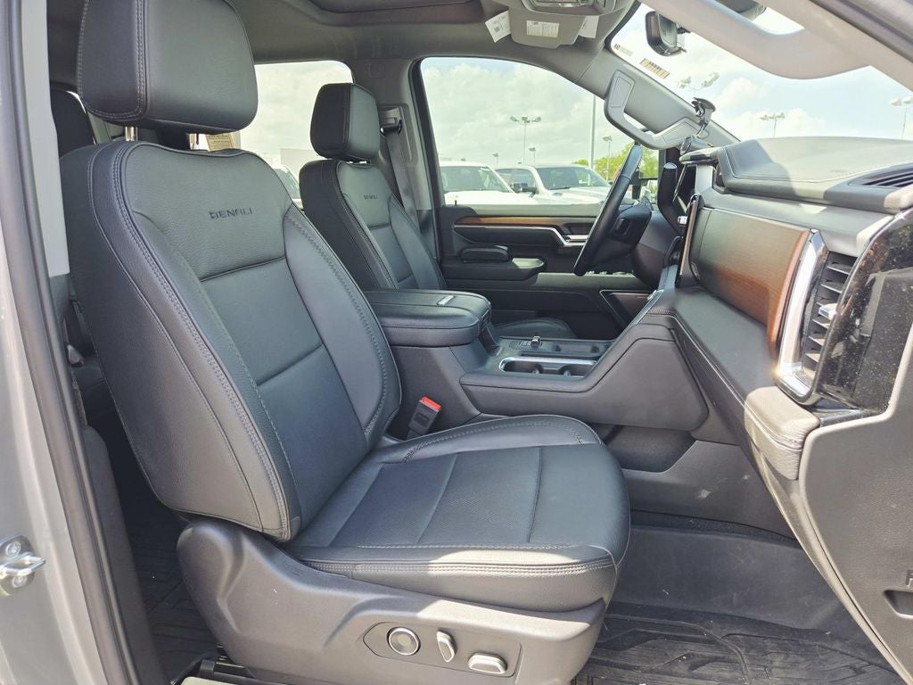 2024 GMC Sierra 3500HD Denali