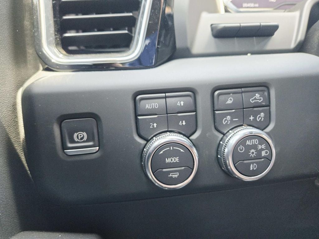 2024 GMC Sierra 3500HD Denali