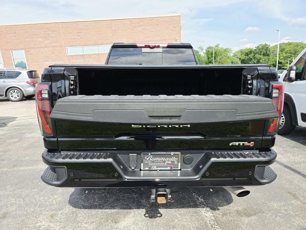 2025 GMC Sierra 2500HD AT4