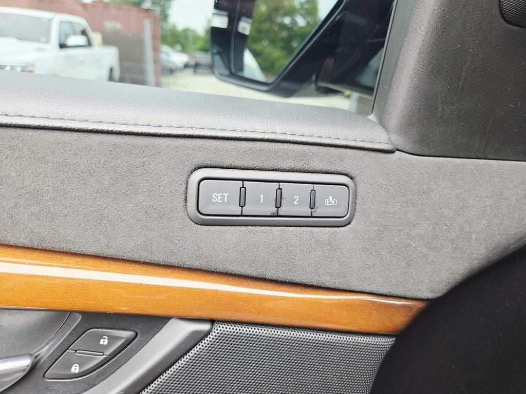 2018 Cadillac Escalade Premium Luxury