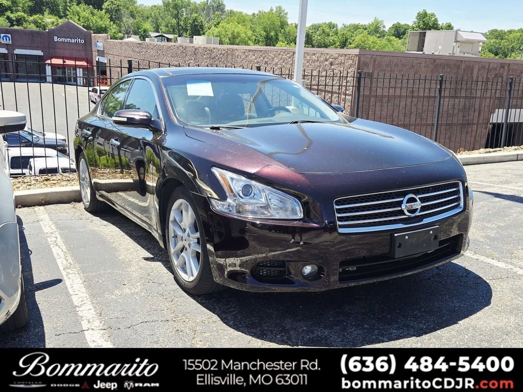 2011 Nissan Maxima's photo