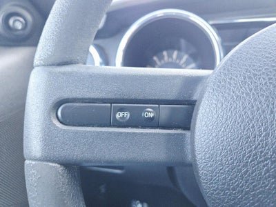2007 Ford Mustang V6 Deluxe