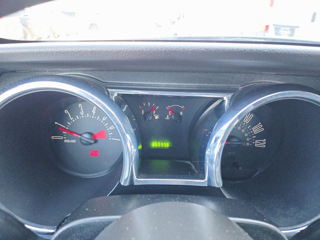 2007 Ford Mustang V6 Deluxe