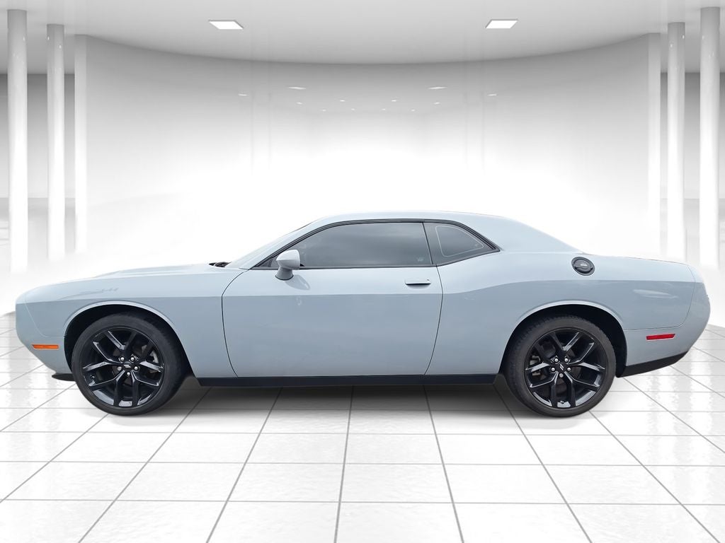 2022 Dodge Challenger SXT