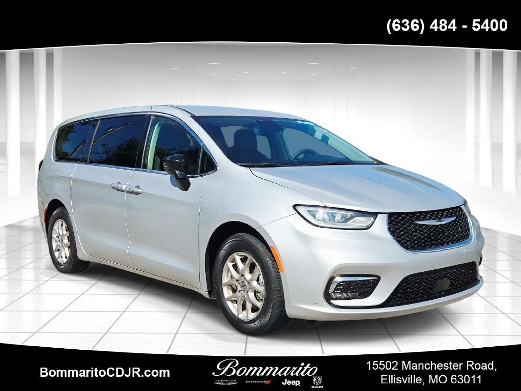 2024 Chrysler Pacifica Touring L