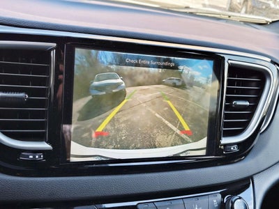 2026 Chrysler Voyager LX