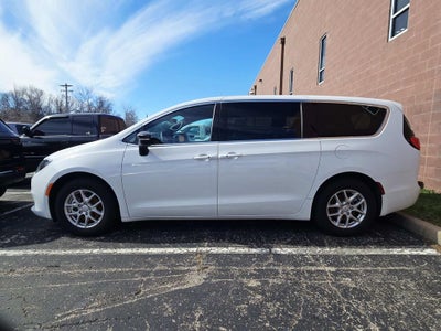2026 Chrysler Voyager LX